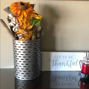 Metal basket decoration